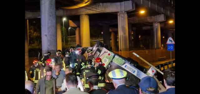 Incidente Mestre Escluso Un Malore Dell Autista Del Bus Autopsia