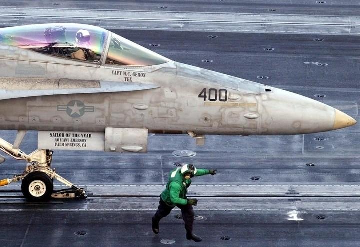 Caccia_aereo_guerra_lapresse