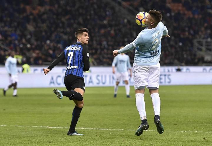 Cancelo_Milinkovic_Inter_Lazio_lapresse_2018