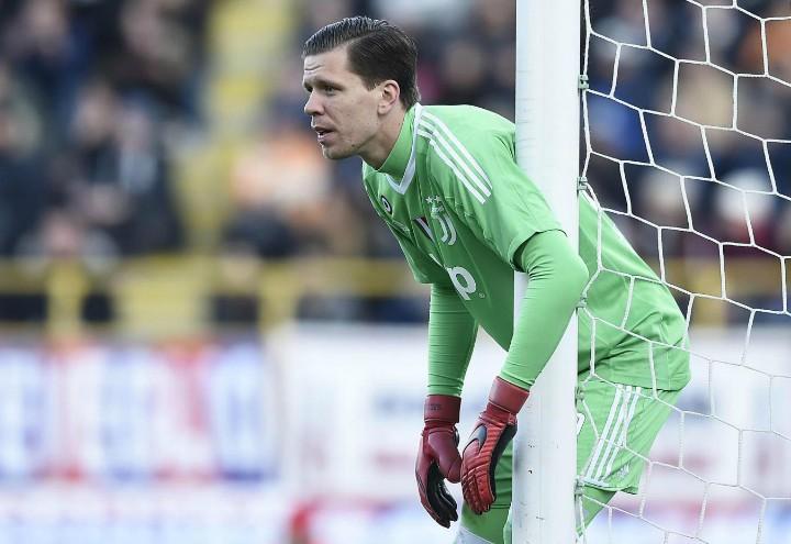 Szczesny_Juventus_palo_lapresse_2017
