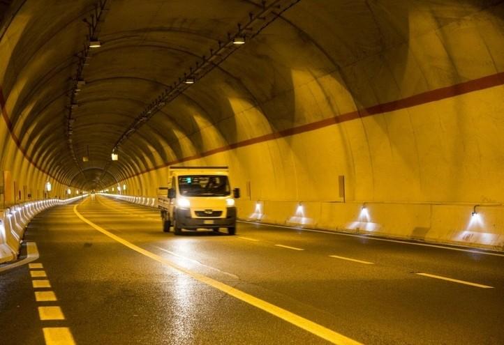 autostrada_galleria_salerno_reggiocalabria_lapresse_2018