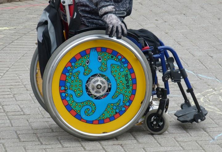 bambino_disabile_carrozzina_pixabay_2017