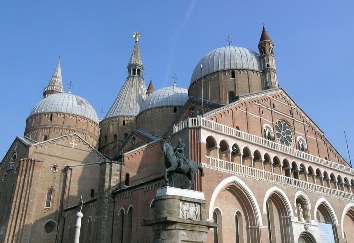 basilica_antonio_padova_pixabay