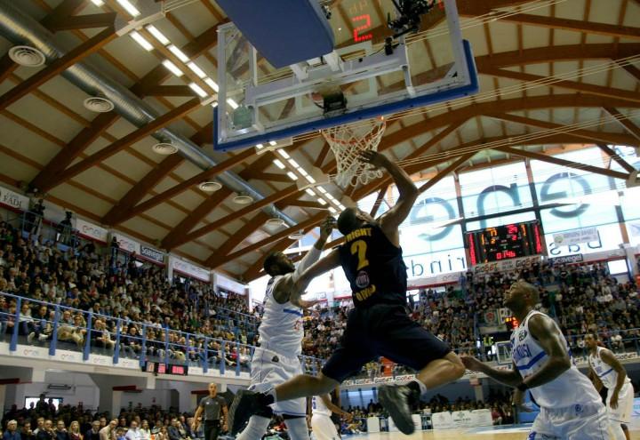 Palapentassuglia Brindisi (LAPRESSE)