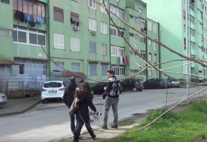 Caivano Violenta La Nipote 15enne Al Parco Verde Napoli Come