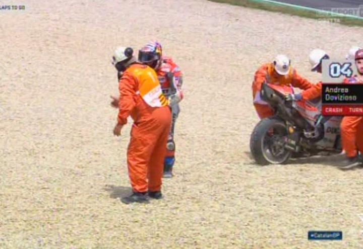 dovizioso_caduta_motogp_catalogna_ducati_twitter_2018