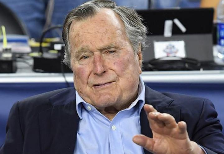 george_bush_senior_facebook