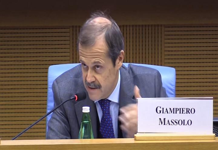 giampiero_massolo_youtube_2018