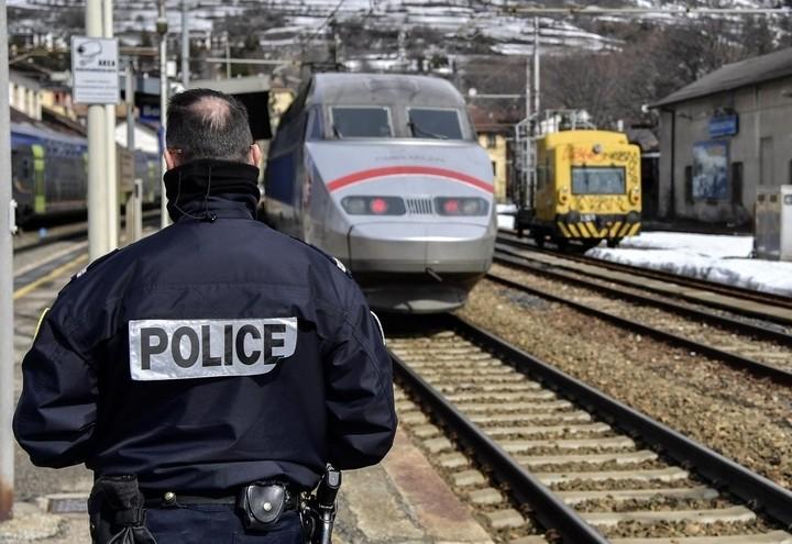 polizia_francia_bardonecchia_confine_laprese_2018