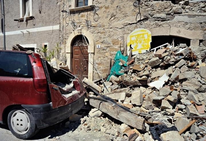 terremoto_5_abruzzo_marche_pescaradeltronto_lapresse_2018