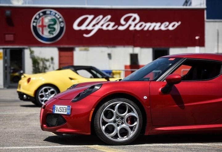 Alfa_Romeo_4c_Lapresse