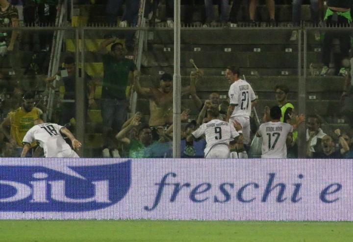 Avellino_Cremonese_esultanza_lapresse_2017