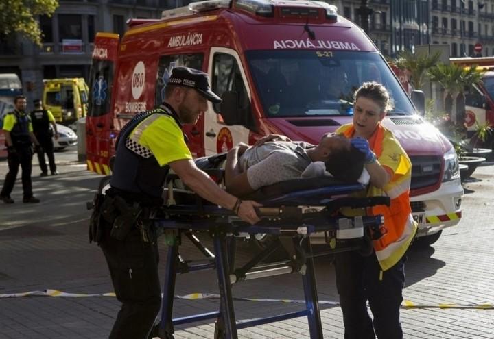 Barcellona_Attentato_Soccorsi_Lapresse