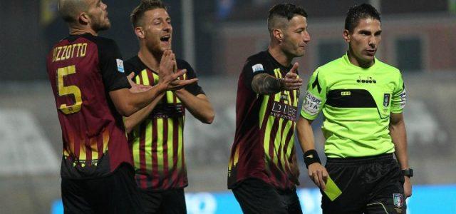 Bassano_proteste_arbitro_Serie_C_lapresse_2017