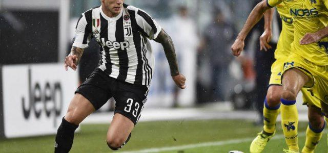 Bernardeschi_Gobbi_Juventus_Chievo_lapresse_2018