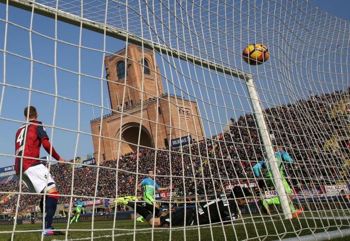 Bologna_Inter_gol_porta_lapresse_2017
