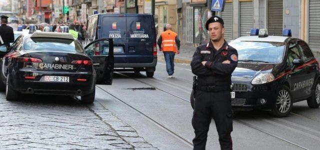 Carabinieri_Strada_Lapresse