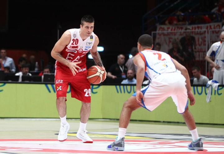 Cinciarini_Smith_Milano_Cantu_basket_lapresse_2018