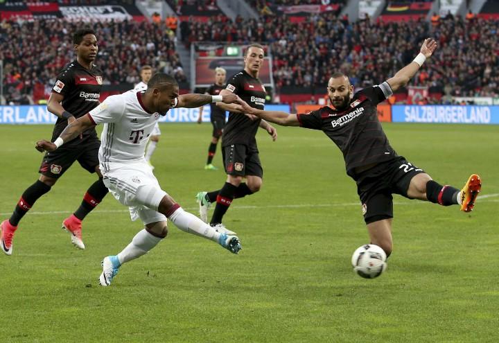 DouglasCosta_cross_Bayern_Bayer_lapresse_2017