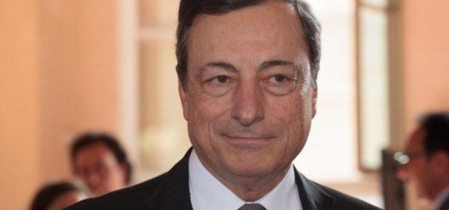 Draghi_Sorriso_Lapresse