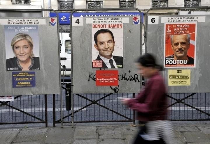 Elezioni_Francia_Manifesti_Lapresse