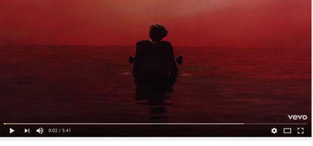 Harry_Styles_TouTube_Vevo_SignOfTheTimes_2017