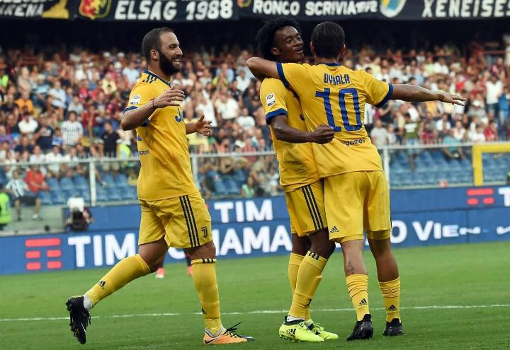 Higuain_Cuadrado_Dybala_Juventus_gialla_lapresse_2017