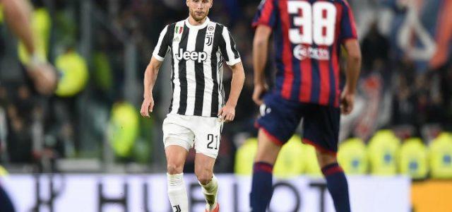 Howedes_Mandragora_Juventus_Crotone_lapresse_2018
