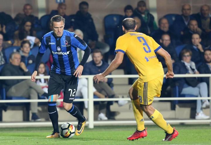 Ilicic_Chiellini_Atalanta_Juventus_lapresse_2018