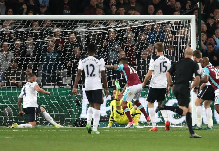 Lanzini_WestHam_Tottenham_lapresse_2017