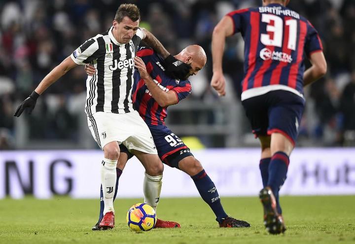 Mandzukic_Ajeti_Sampirisi_Juventus_Crotone_lapresse_2018