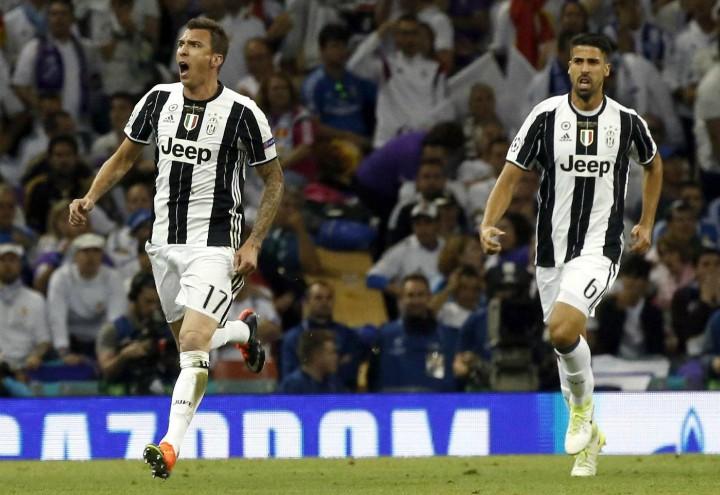 Mandzukic_Khedira_Juventus_RealMadrid_lapresse_2017