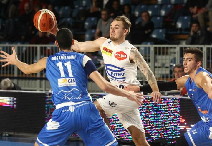 Mastroianni_Napoli_Treviglio_lapresse_2017