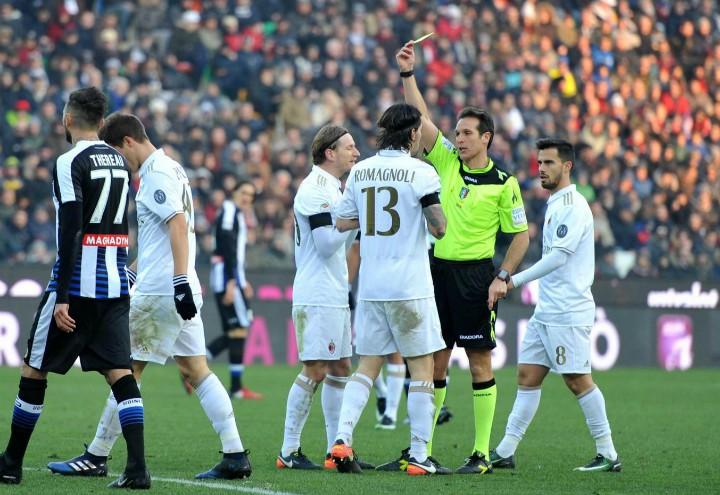 Milan_Udinese_Romagnoli_ammonito_lapresse_2017