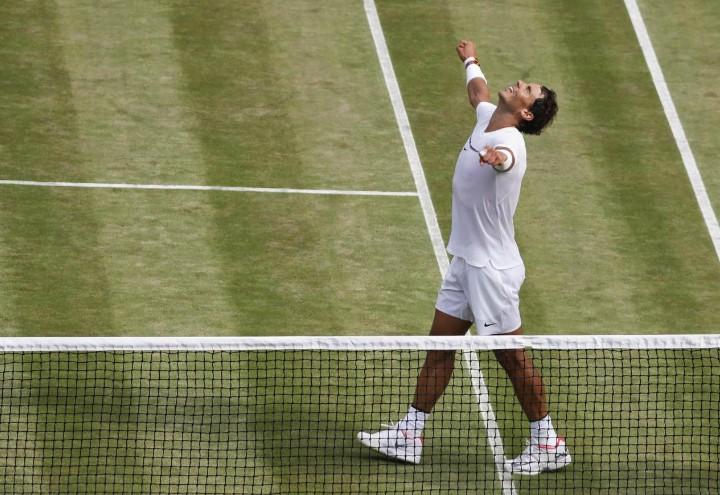 Nadal_braccia_vittoria_Wimbledon_lapresse_2017