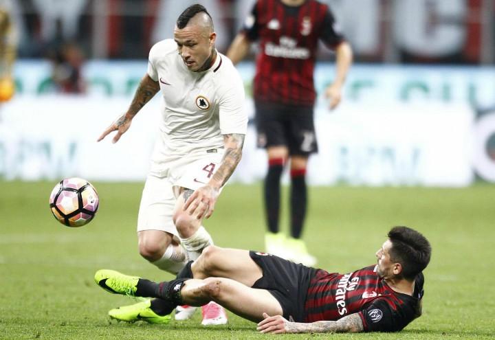 Nainggolan_Roma_Milan_lapresse_2017