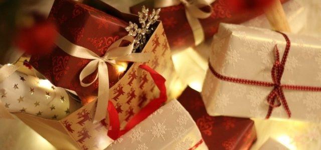 Auguri Di Natale 19 Buone Feste Le Migliori Frasi Da Dedicare Agli Amici