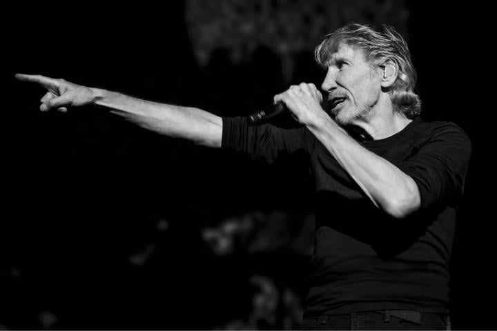 Roger-Waters-Sean-Evans_cs