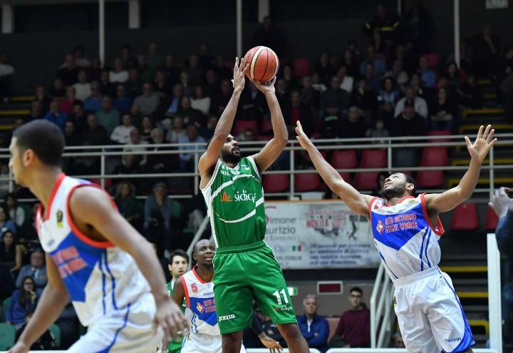 Scrubb_Avellino_tiro_lapresse_2017