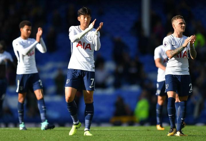 Son_Tottenham_applausi_lapresse_2017