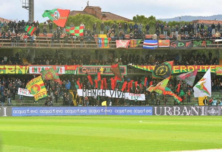 Ternana_curva_lapresse_2017