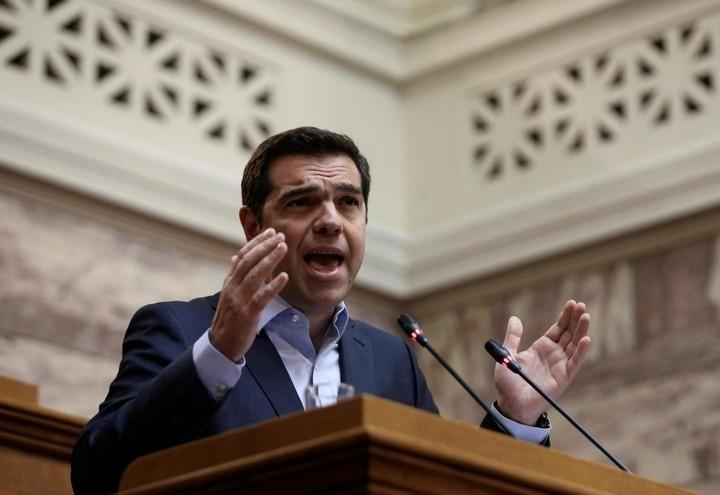 Tsipras_Parlamento_Lapresse