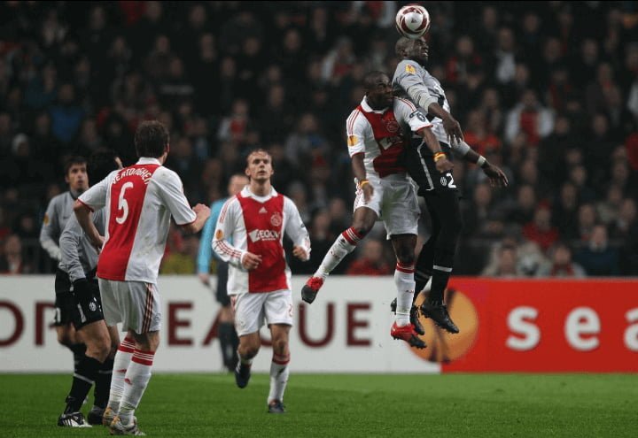 ajax_europaleague_lapresse_2010