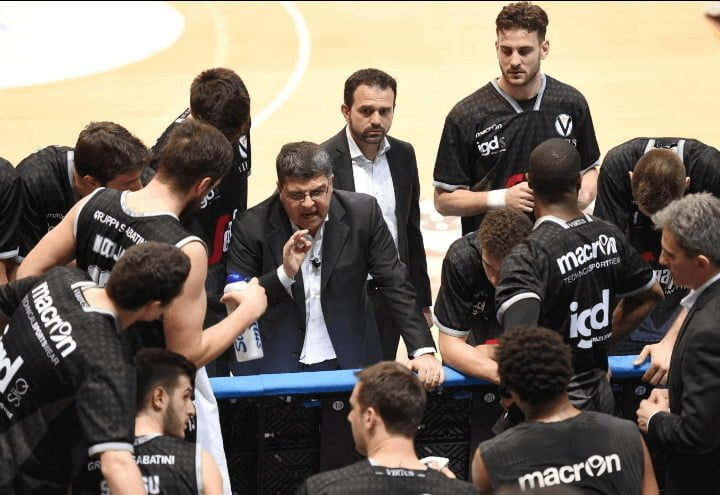 alessandro_ramagli_virtusbologna_lapresse_2017
