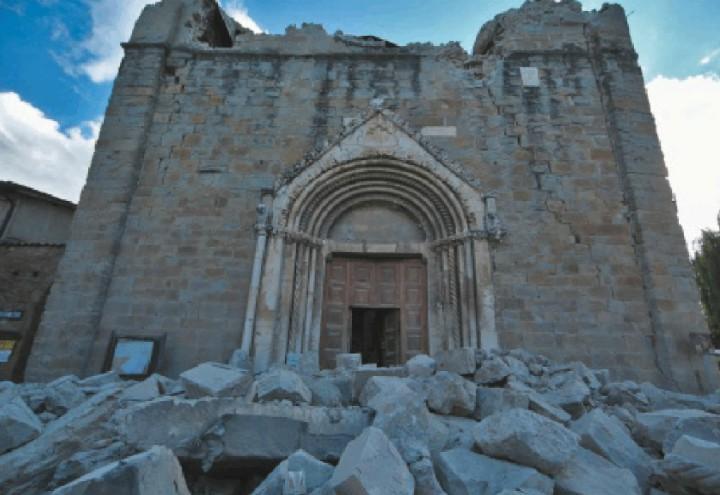 arquata-chiesa-terremoto