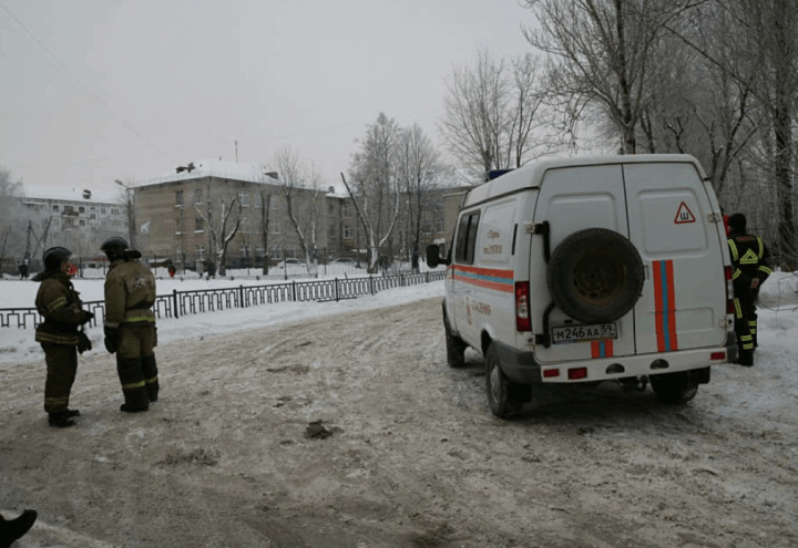 attacco_scuola_perm_russia_polizia_ambulanza_terrorismo_facebook_2018