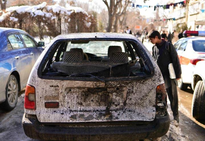attentato_kabul_afghanistan_isis_autobomba_terrorismo_lapresse_2017