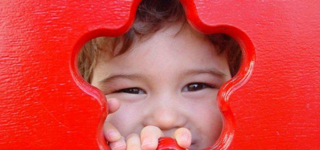 bambino_felice_sorriso_wikipedia_2017