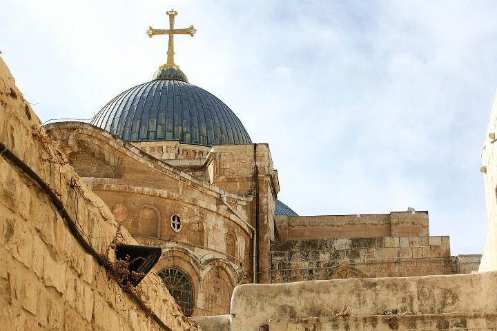 basilica-of-the-holy-sepulchre-pixabay