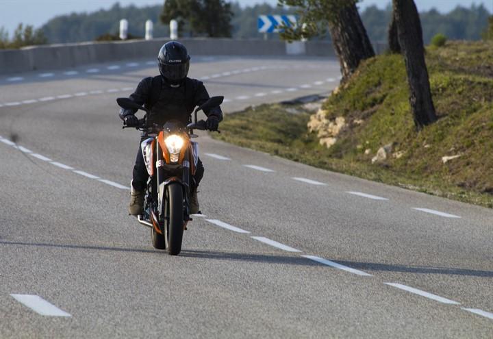 biker_motociclista_pixabay
